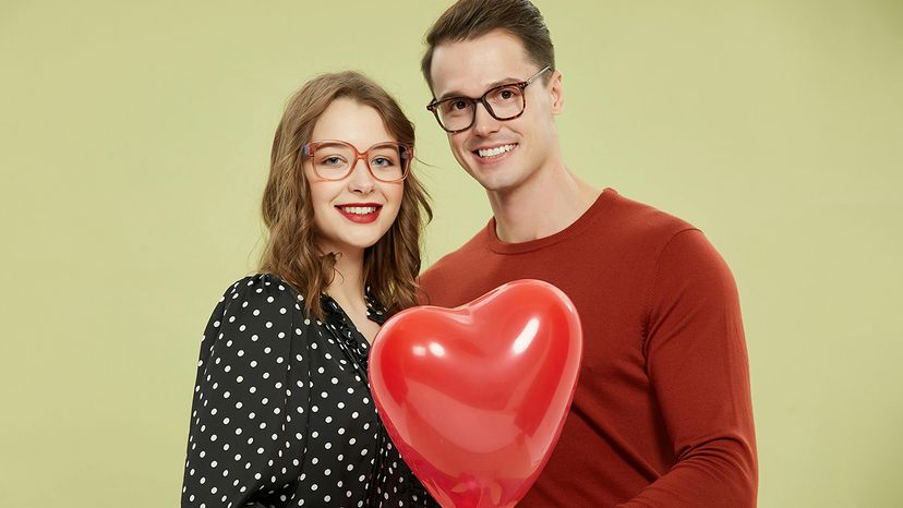 Enhance Your Eye Color: Best Eyeglass Frame Color Tips