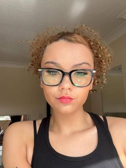 Kellie Rectangle Black Glasses5