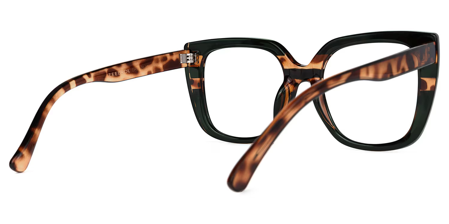 Brenda Square Dark-Green Glasses3