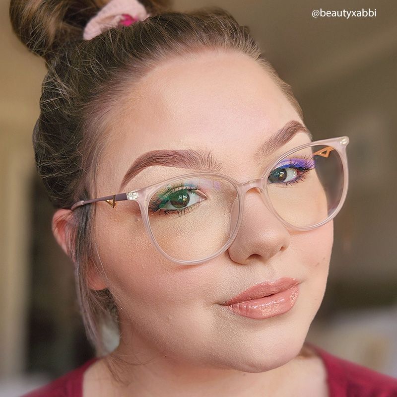 Chanty Round Pink Eyeglasses and Thin Frames9