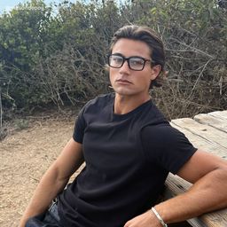 Noah Black Rectangle Glasses6