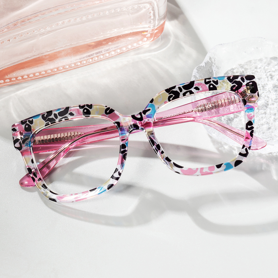 Yaniska Square Pink Leopard Glasses1