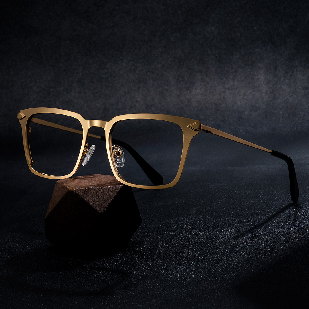 Gold Metal Frame Glasses With a Rectangle Shape0