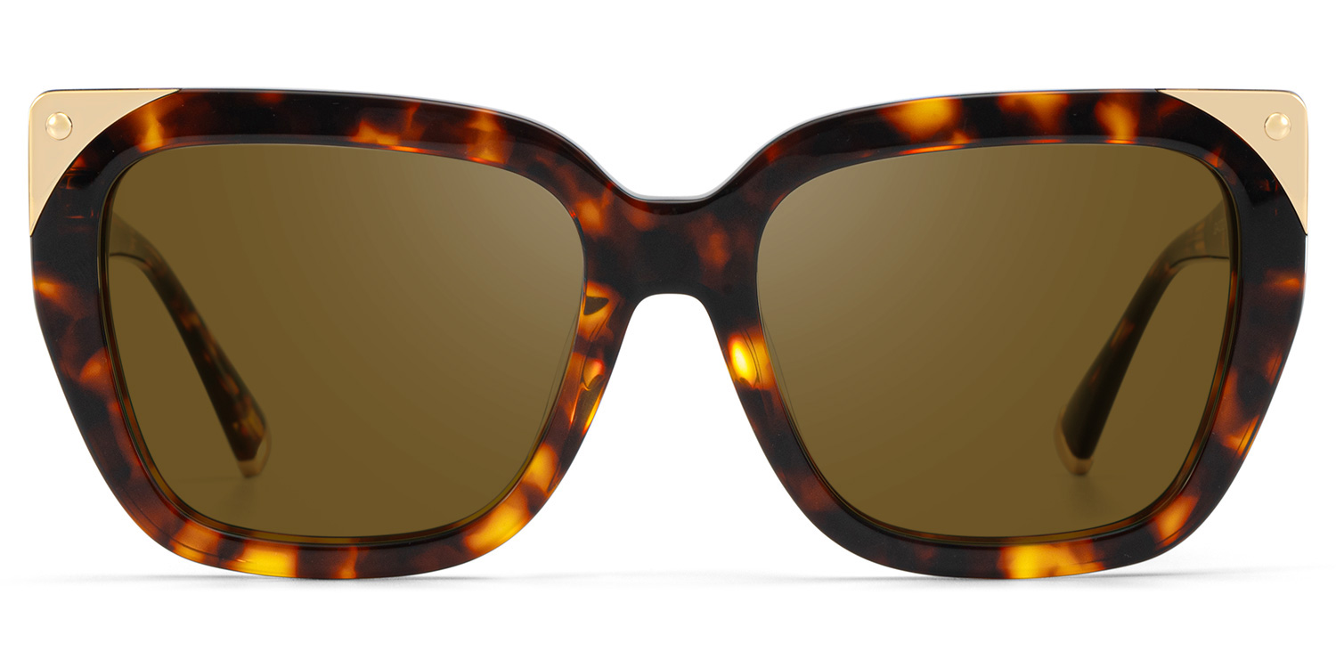 Tortoise cat-eyes with Mediterranean charm.