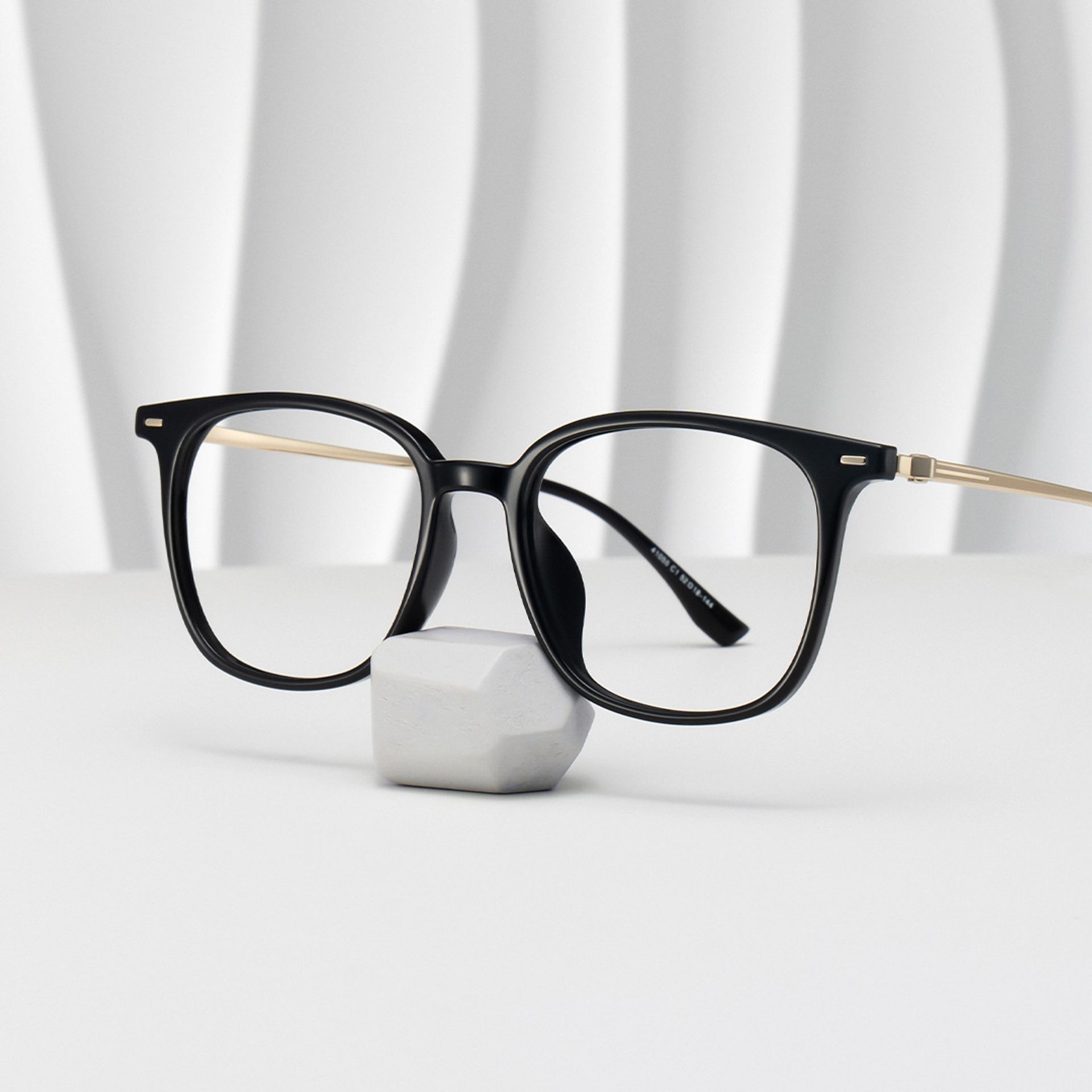 Cora Square Black Frame Eyeglasses for Woman| ZEELOOL UK0