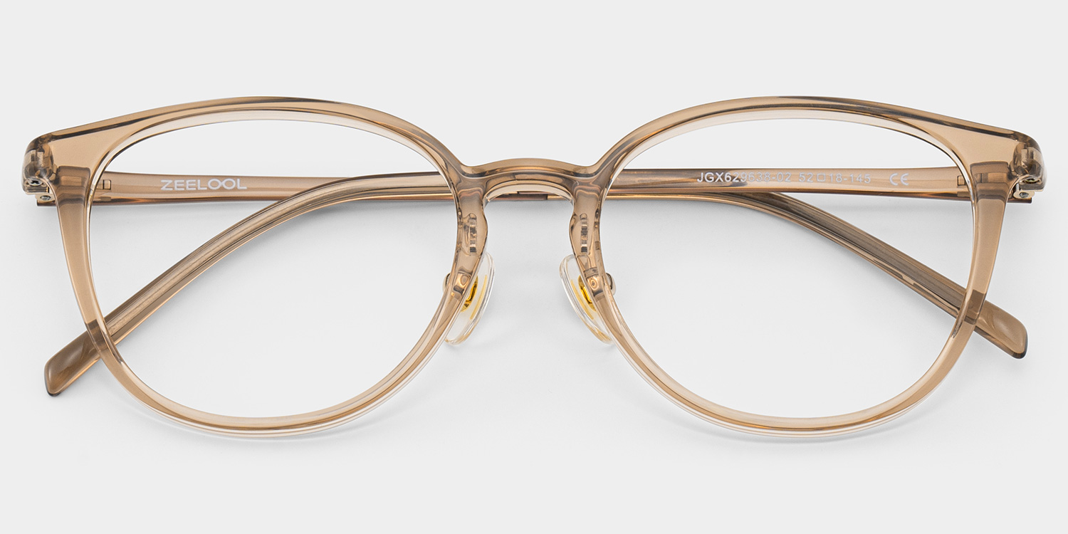 Amanda Ultra Lightweight Eyeglasses in Champagne Frames | ZEELOOL UK2