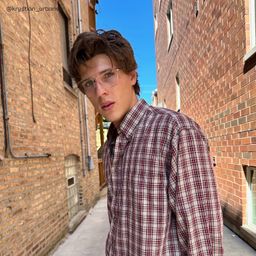 Calvin Aviator Gold Glasses9