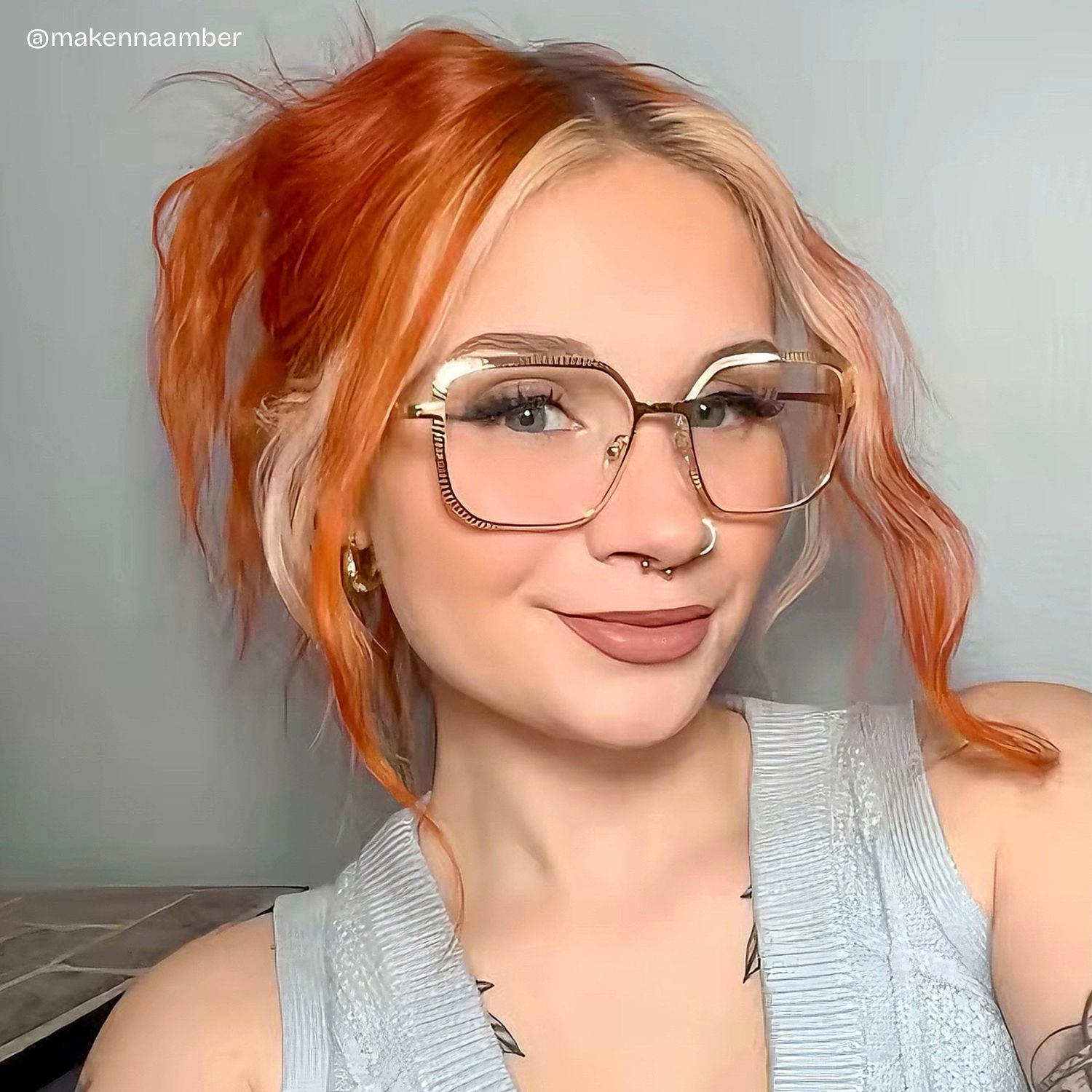 Vintage Metal Frame Glasses in Iridescent Color6