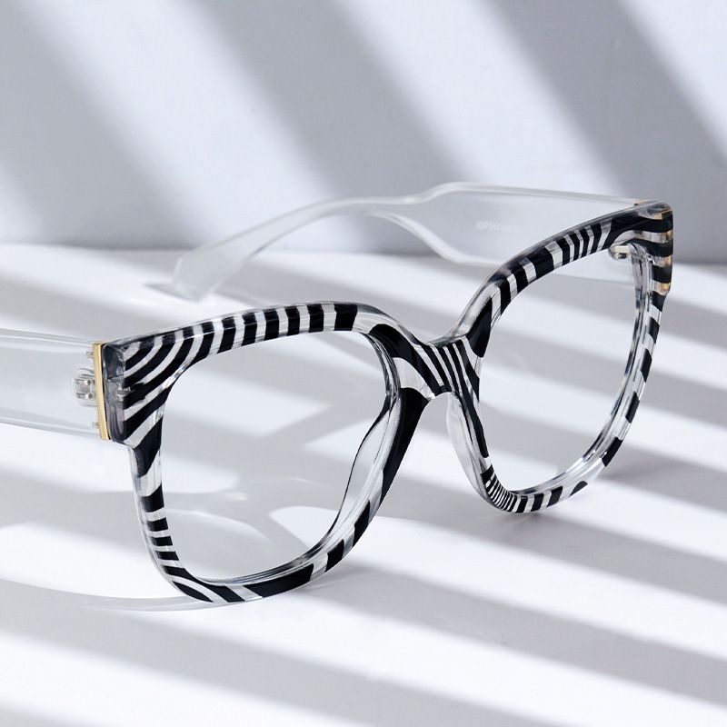 Reineke Zebra Print Eyeglasses and Square Frames5
