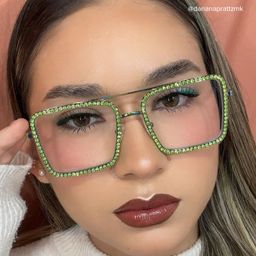 Diva Square Green Glasses5