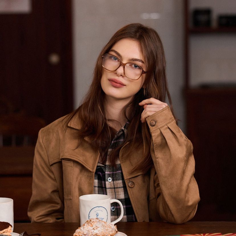 Clementine Brown Square Glasses