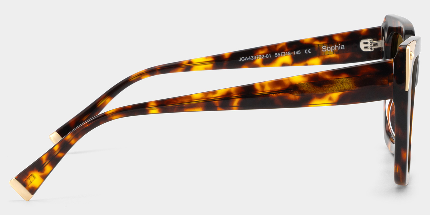 Tortoise cat-eyes with Mediterranean charm.4
