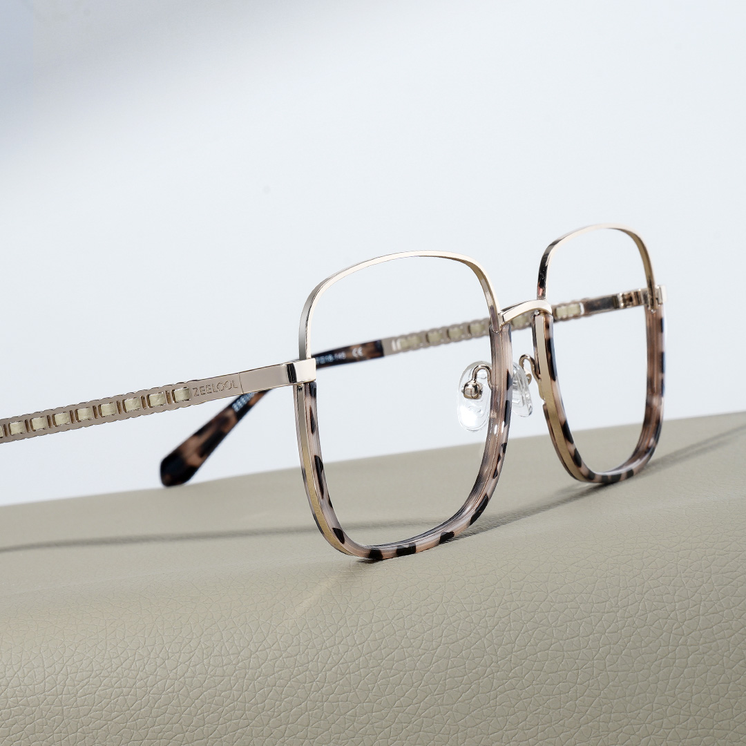 Perfecta Square Havana Glasses4