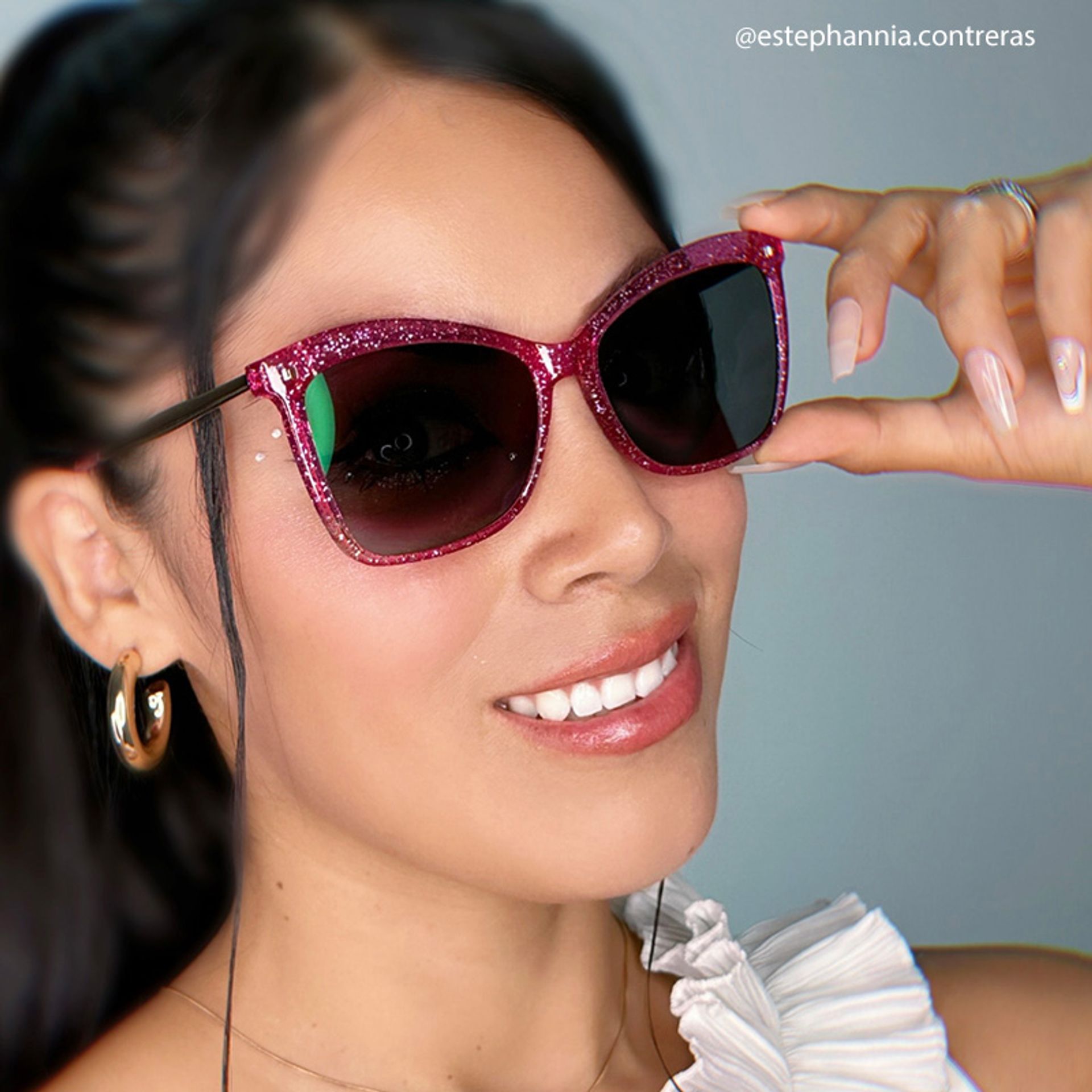 Isaebella Butterfly Bright-Pink Eyeglasses and Fantastic Frame7