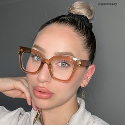 Malcolm Square Beige-Clear Glasses11