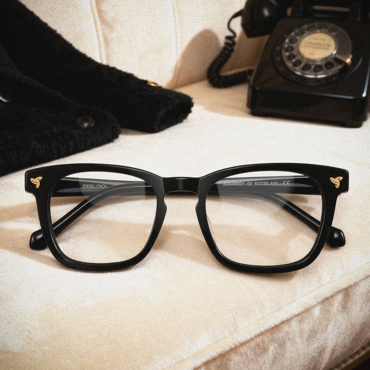 Heather Black Frame Glasses with Square Frame Online | ZEELOOL0