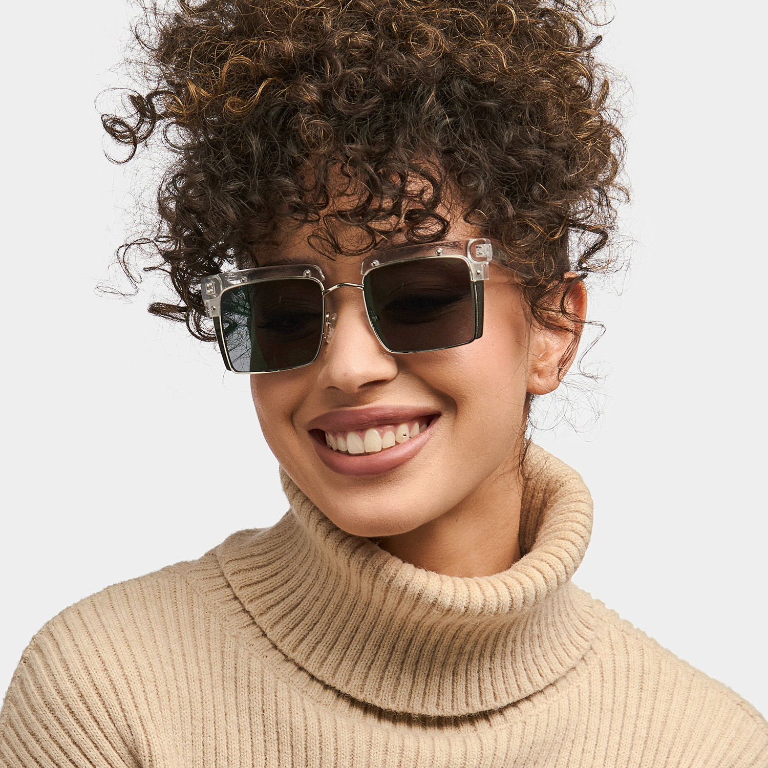 Kiana Square Crystal Frame Sunglasses | ZEELOOL UK1