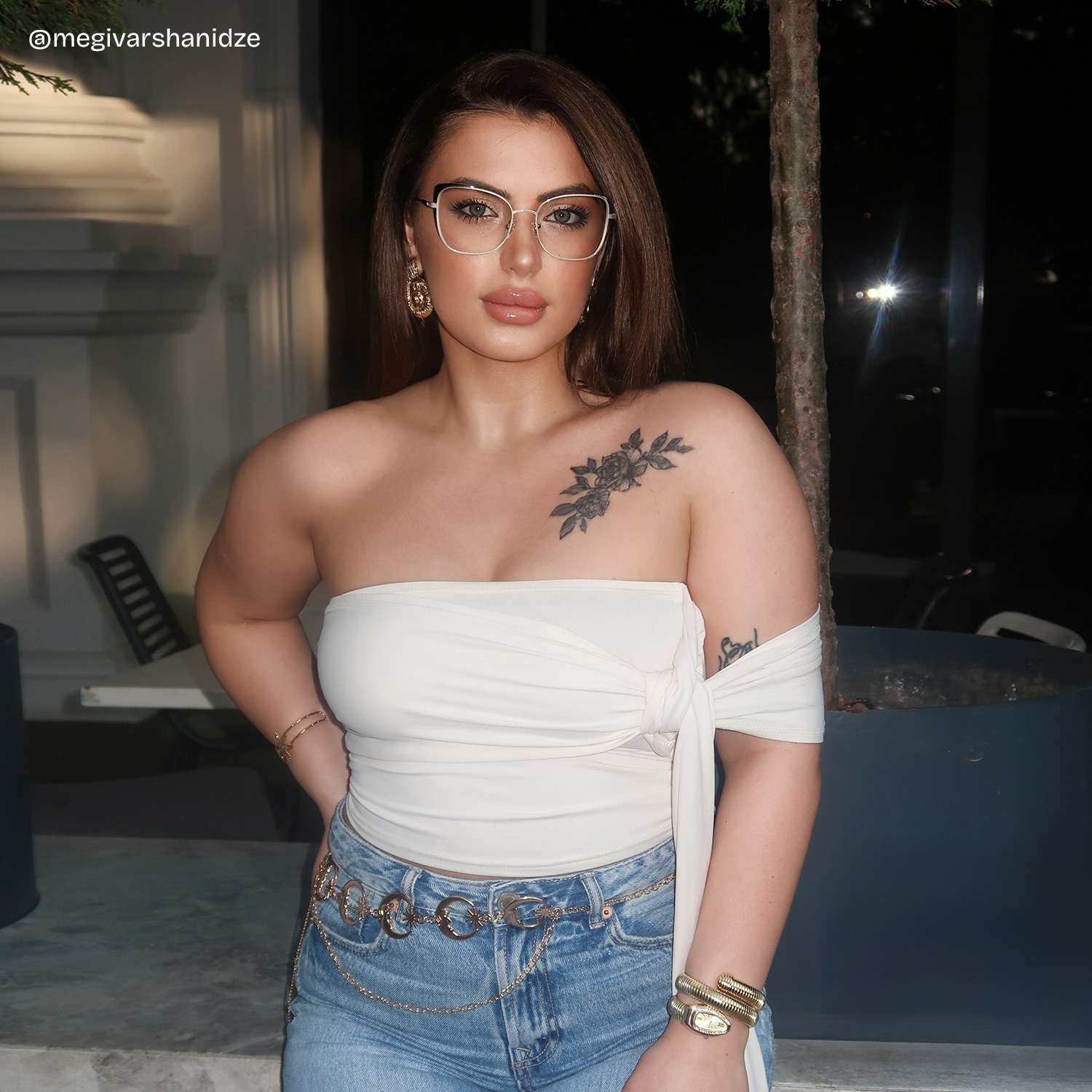 Tessa Cat-Eye Black Gold Glasses6