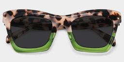 Benitez Two-Tone Square Sunglasses1