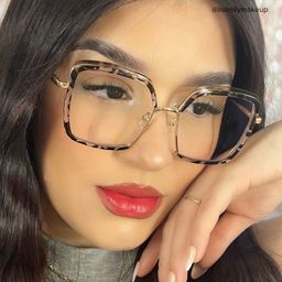 Cordaro Square Clear Tortoise Shell Glasses7