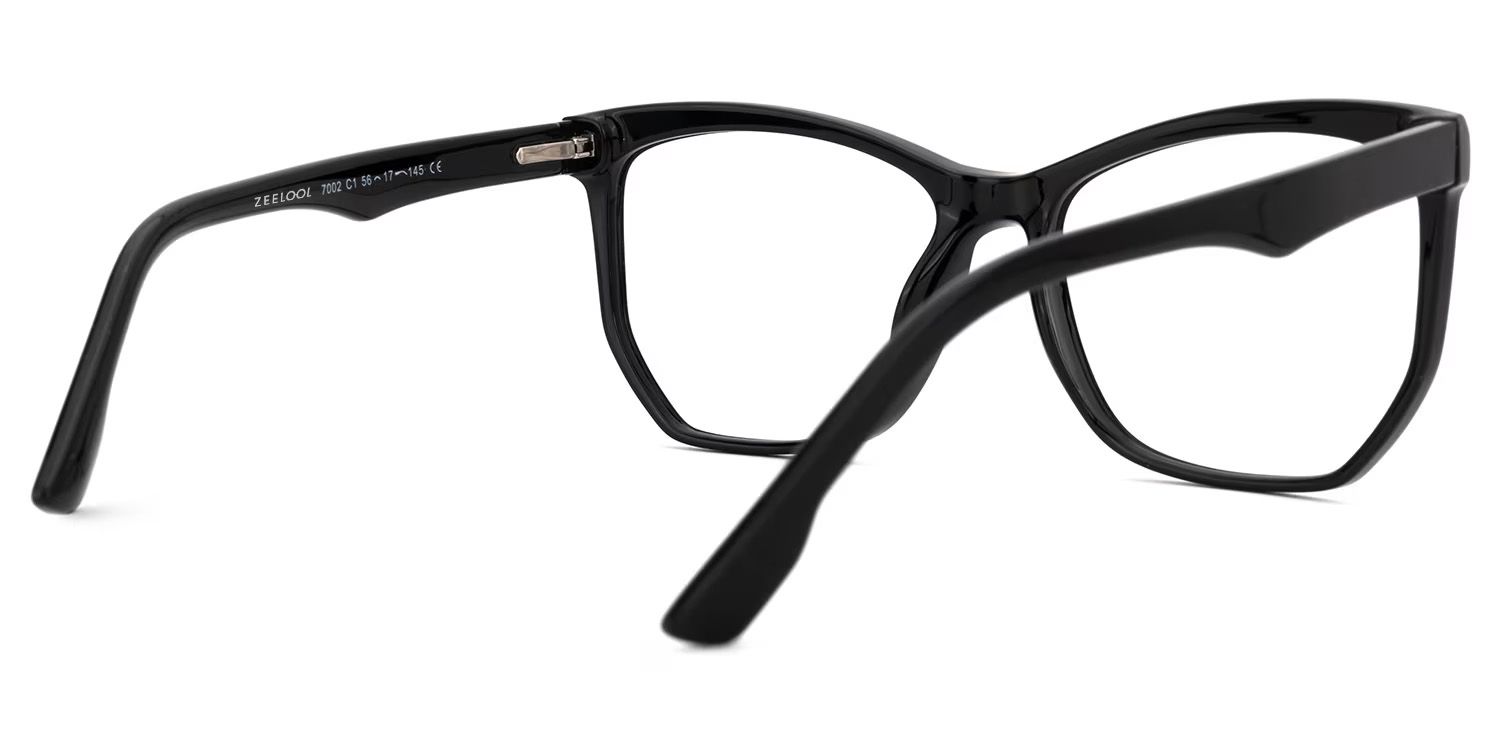 Libby Geometric Black Eyeglasses with Smooth Frames3