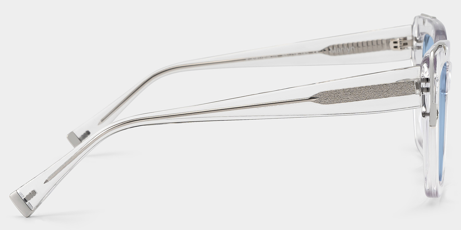 A clear, oversized frame that's playful and chic.4