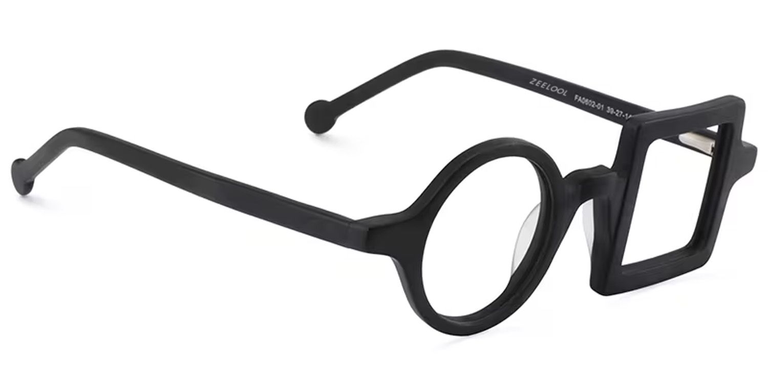 Paola Asymmetric Black Frame Eyeglasses2