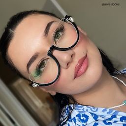 Felicia Cat Eye Black Glasses (Z-shaped Arms)4