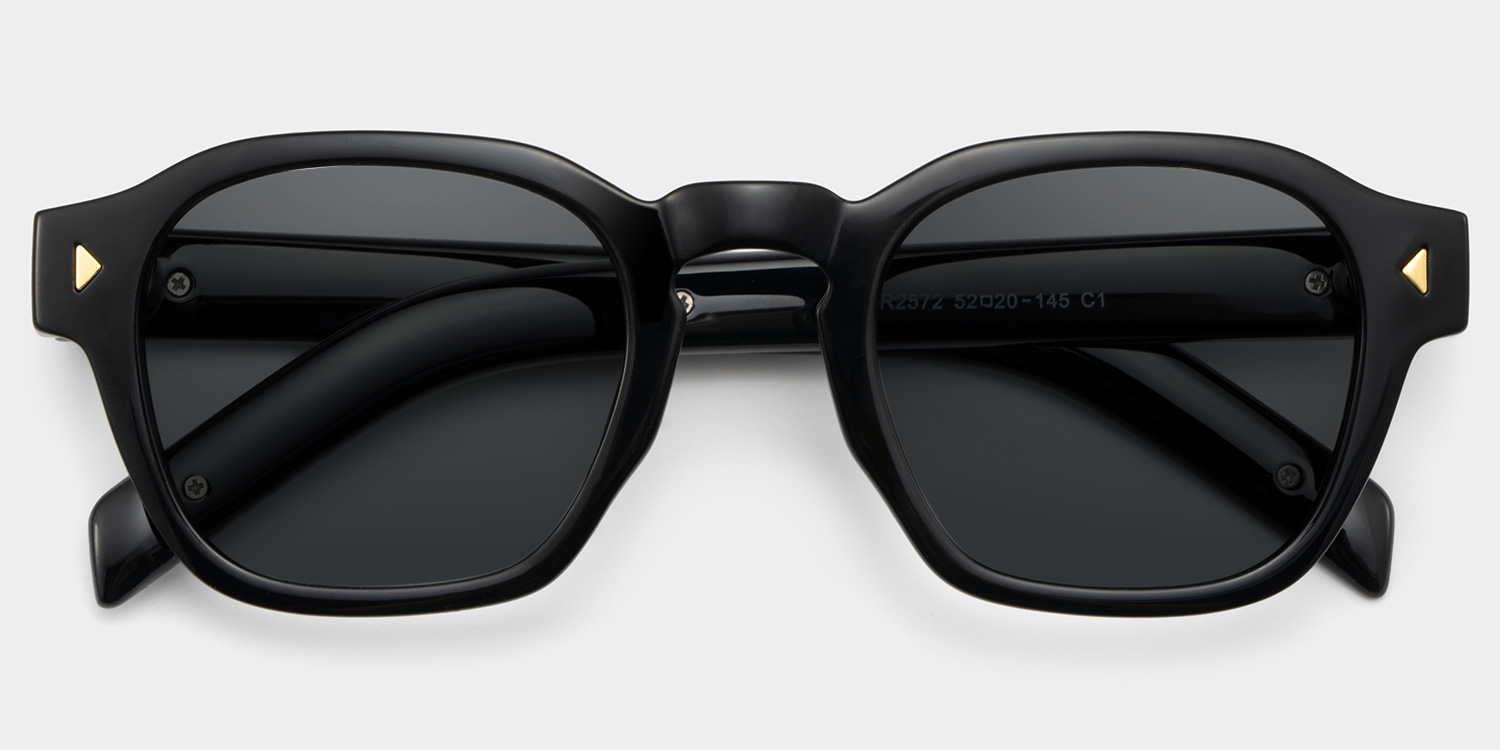 Leilani Rectangle Black Polarized Sunglasses1