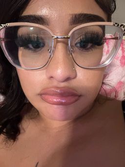 Quality : amazing and made well 
Price : affordable 
Size : too big fo0