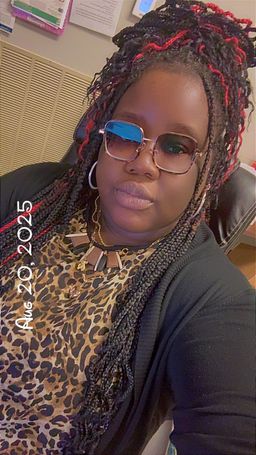 “Y’all, I’m in LOVE with these glasses! 😍 I grabbed the tortoise prin0