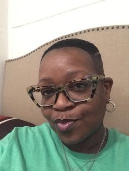 Quality : I like the green army fatigue color decent sturdy spring hin0