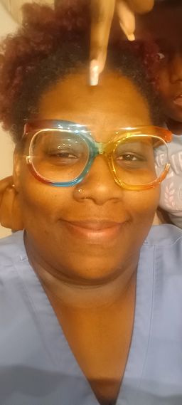 Good quality. Light in weight. Excellent price especially with a presc0