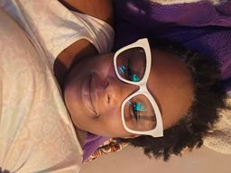 I LOVE LOVE LOVE thhe details on. the side. so pretty  im glad I got t1