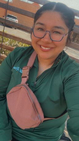 cute frame. great size0