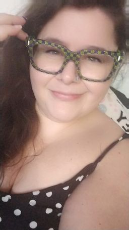 Size : Medium 
Price : Less than $10
Prescription : Single vision 
Qua0