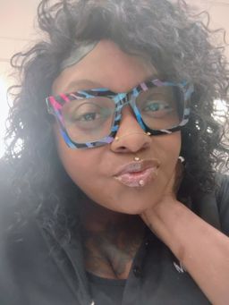 The glasses are so me. I love being different and embracing who I am i1