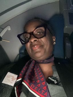 I bought 2 pairs of these and I wish I had bought 4. These match perfe1