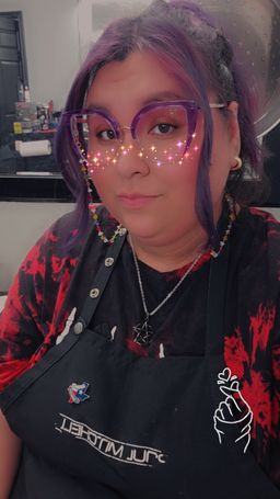 the colors are bright and it's a cute design3