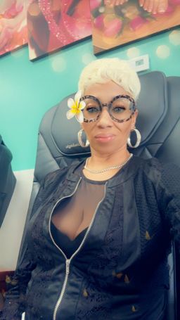 I Love these glasses & all of my glasses from Zeelool!1