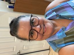 They are light,  my the prescription was done perfectly. They look fan0