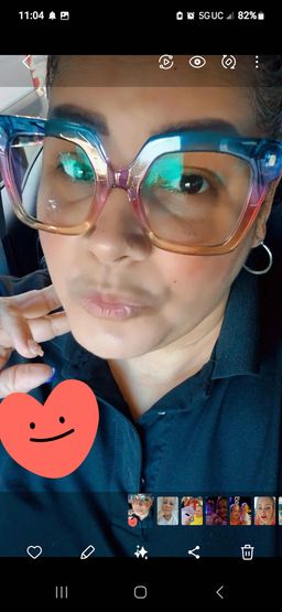 Me encantaron los espejuelos son bellos y de buena calidad y veo muy b0