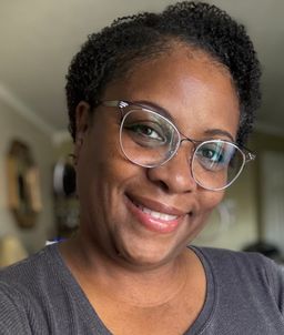 I’m very satisfied with these cute glasses! They’re very stylish, ligh0