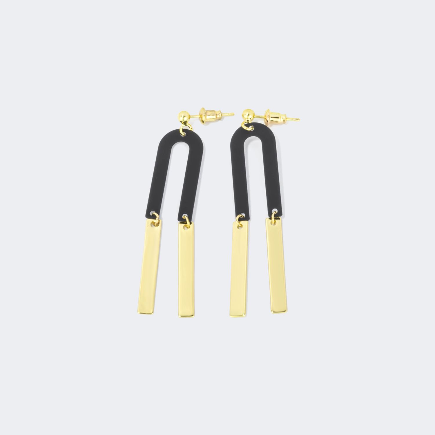 Stylish Arch Black-Gold Earrings | ZEELOOL UK1