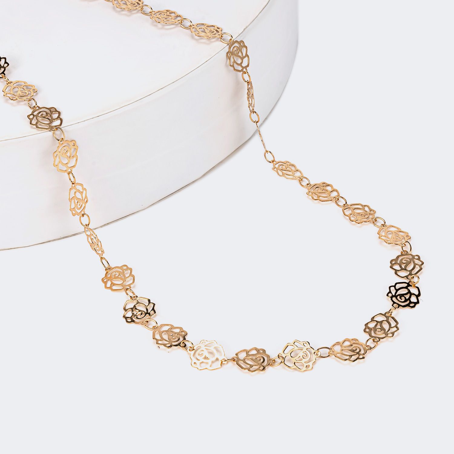 Distinctive Gold Flower Shape Chains | ZEELOOL UK0