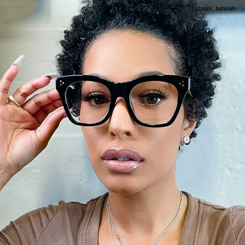 Gordon Rectangle Black Glasses10