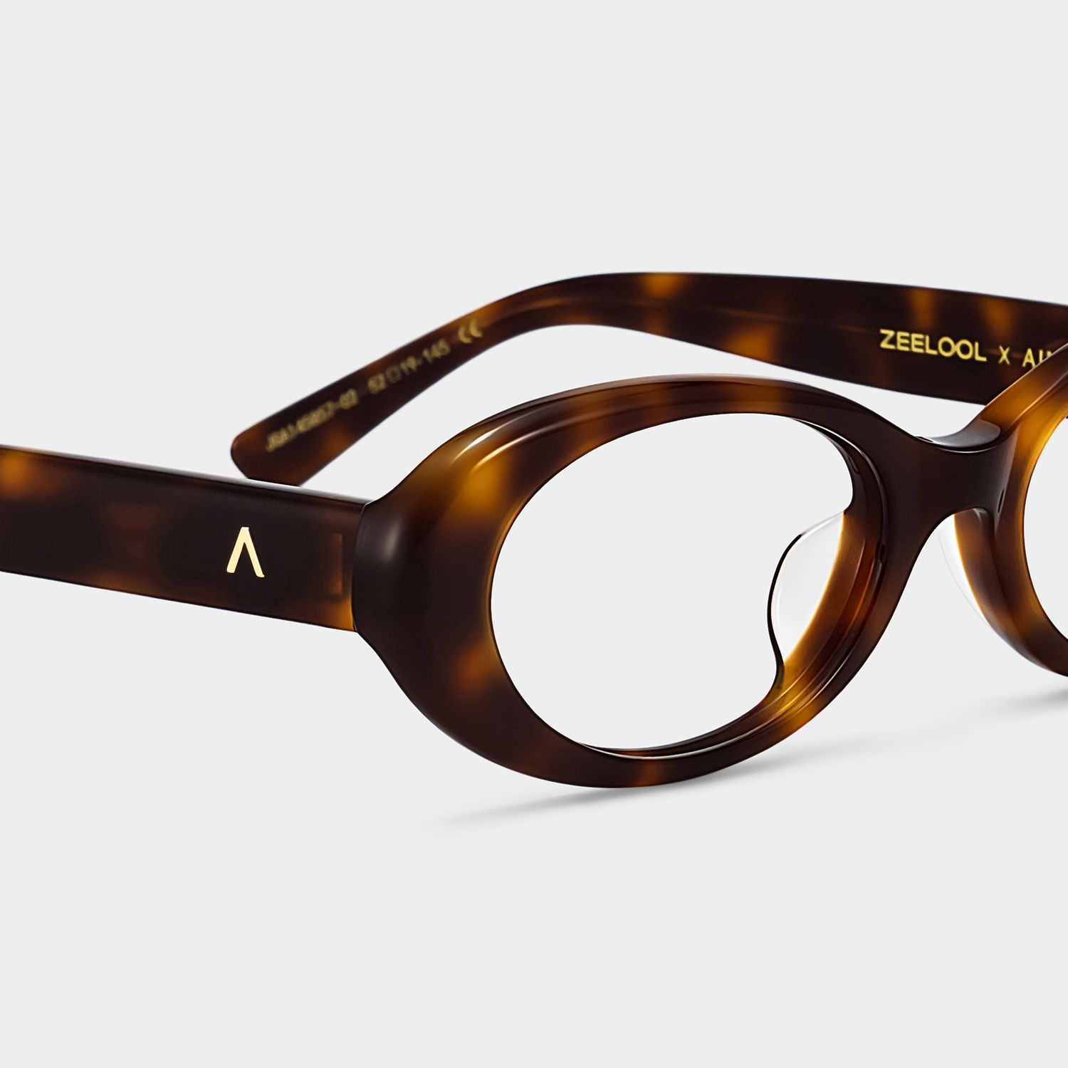ZEELOOL x Aimee Song The 90s Tortoise Oval Glasses5