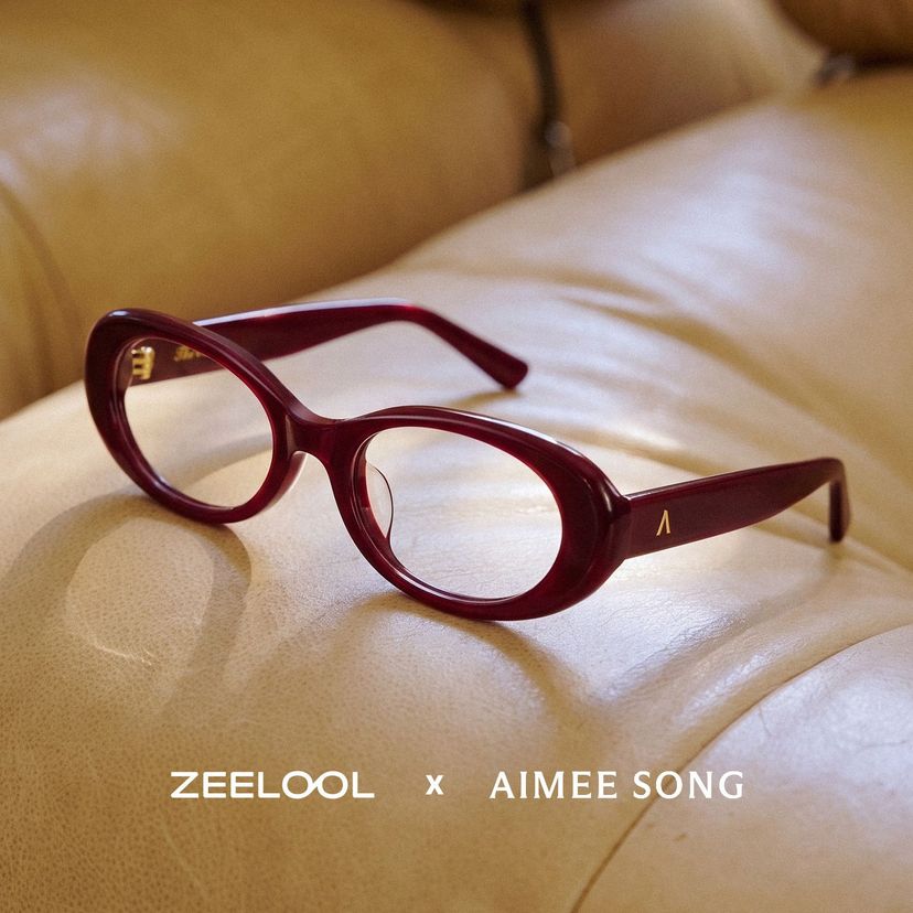 The 90s Red Oval Glasses