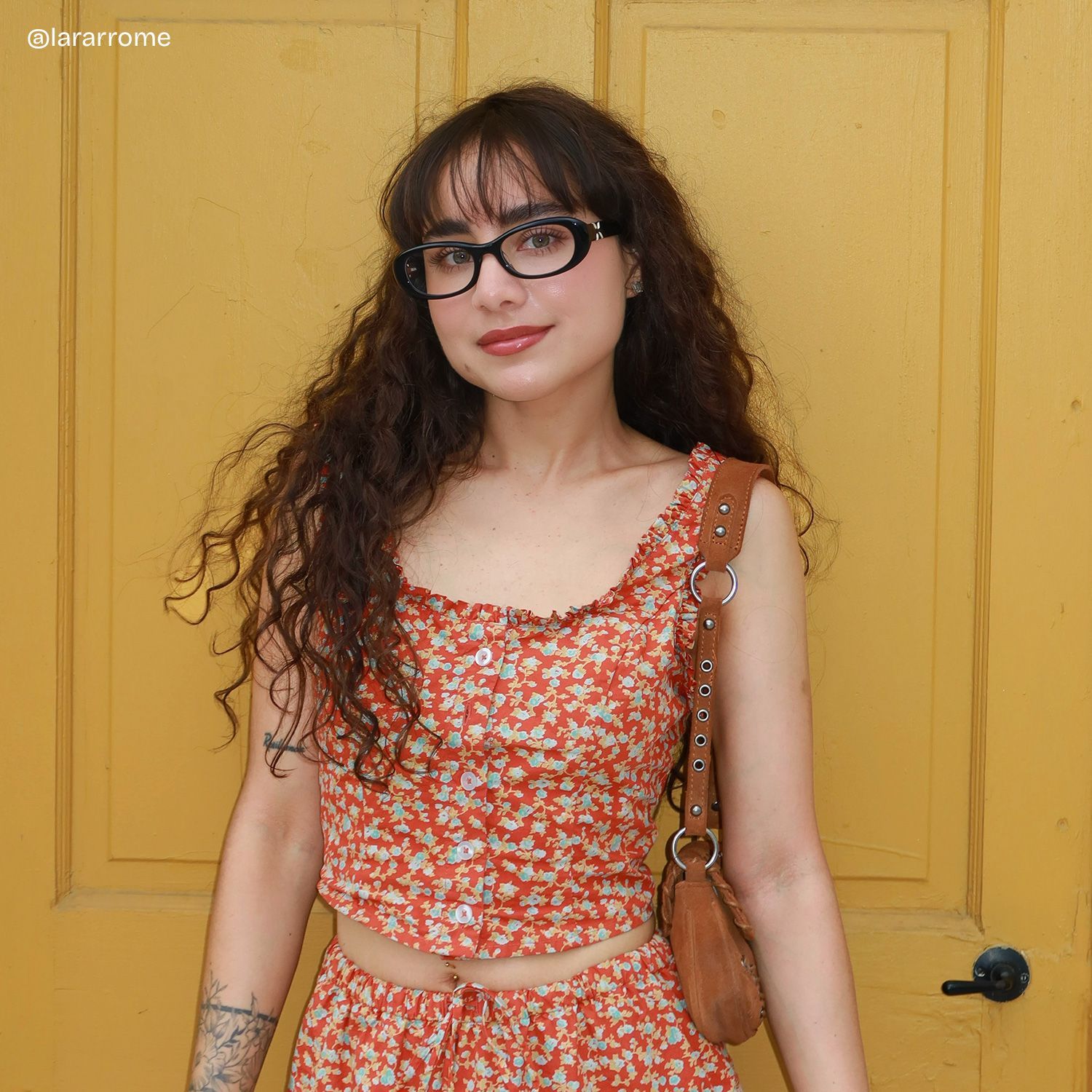 Catherine Black Oval Frame Glasses Online for Women | ZEELOOL7