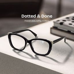 Madeline Black Cat-eye Glasses0